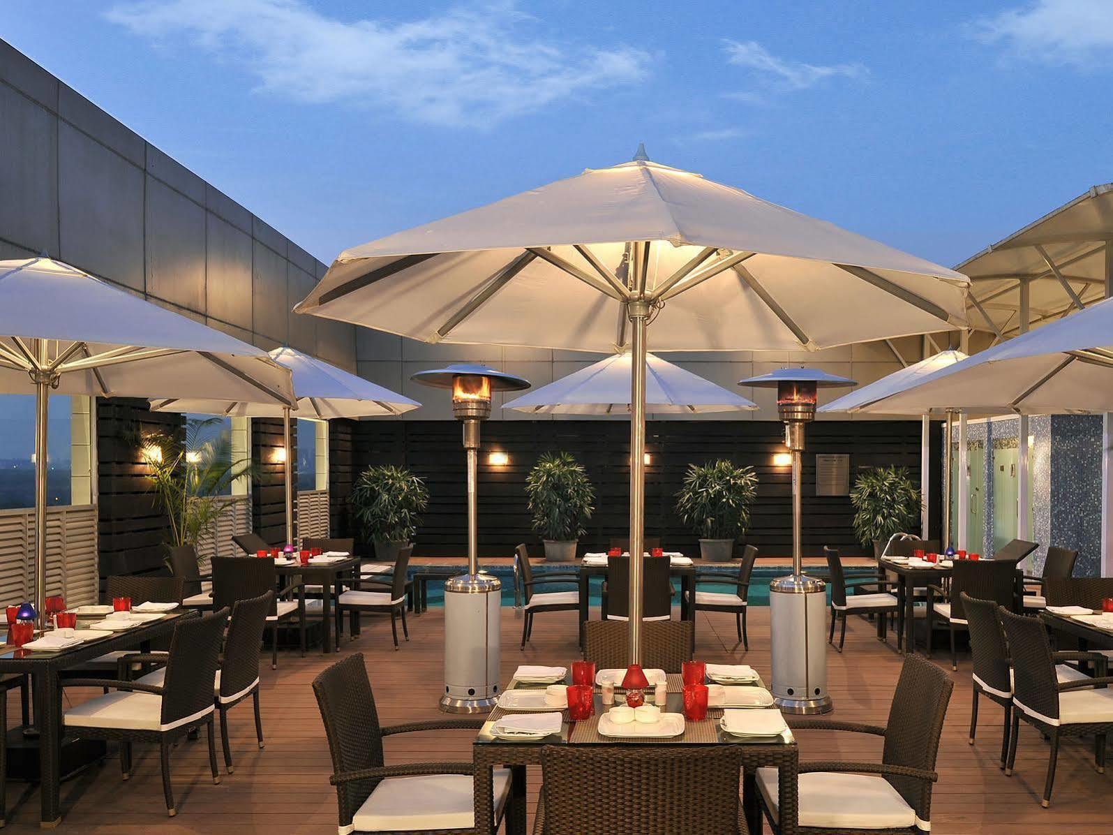 Hotel Park Plaza Faridabad Exteriér fotografie