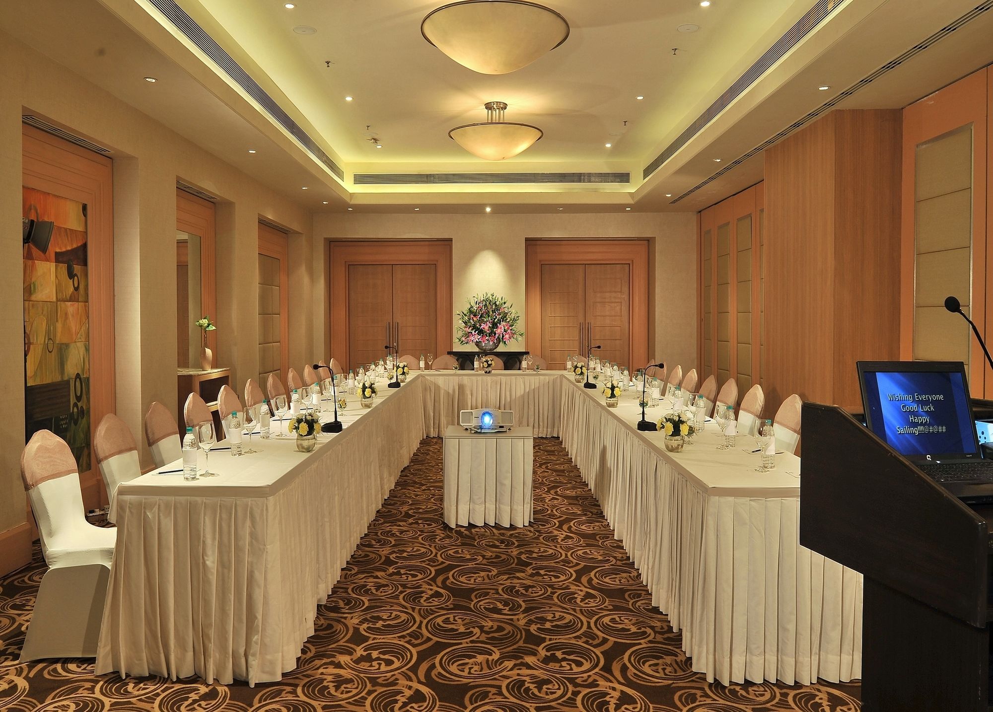 Hotel Park Plaza Faridabad Exteriér fotografie
