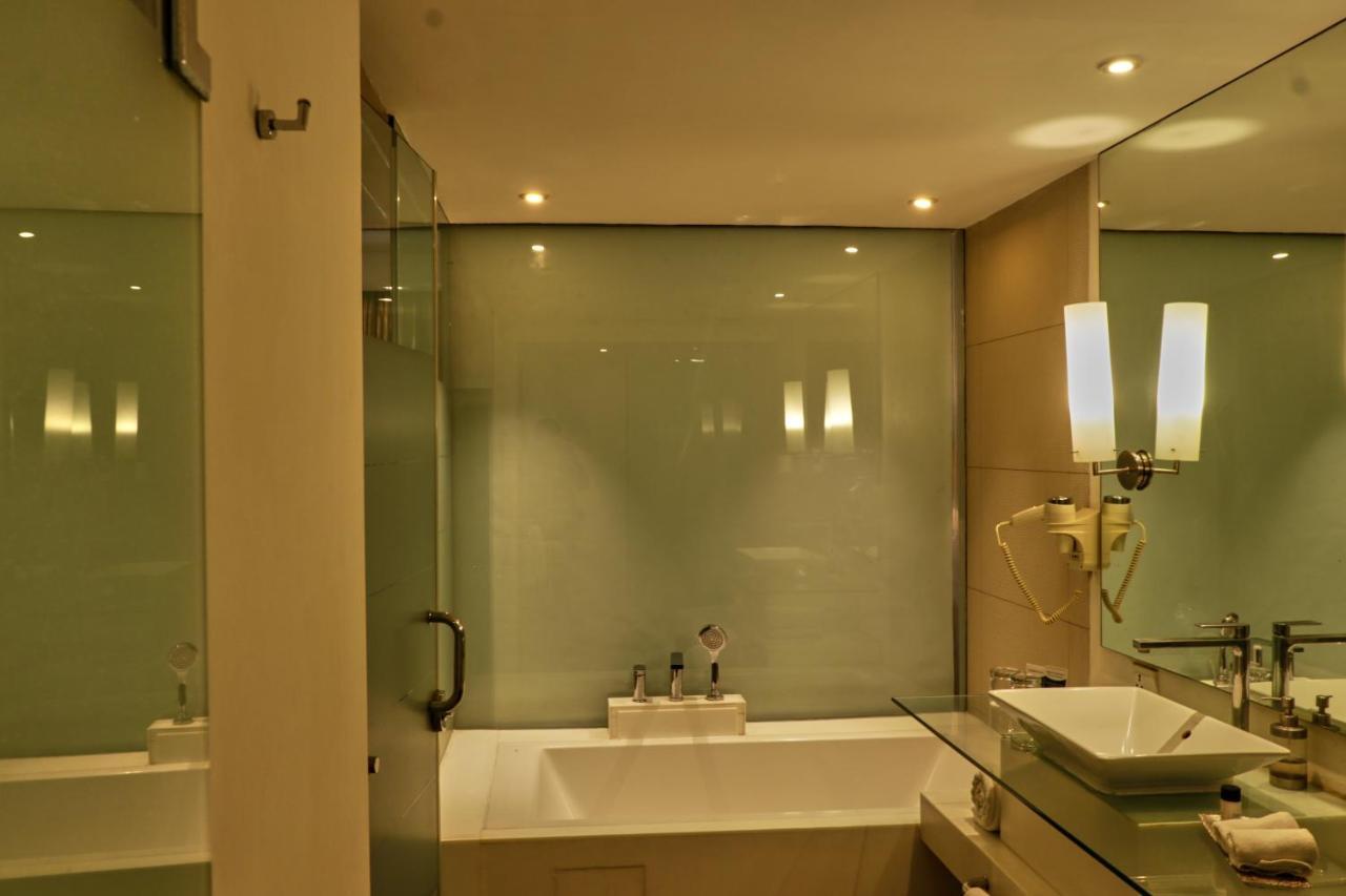 Hotel Park Plaza Faridabad Exteriér fotografie